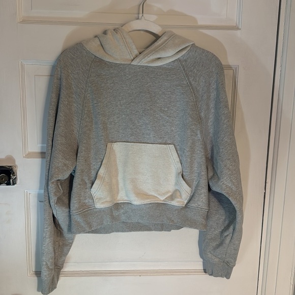 Aerie Women's Hoodie - Picture 4 of 11